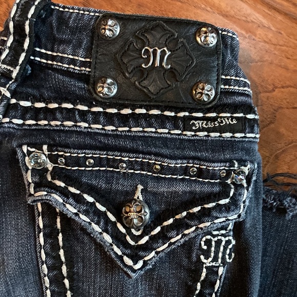 Miss Me Jeans - Picture 2 of 5